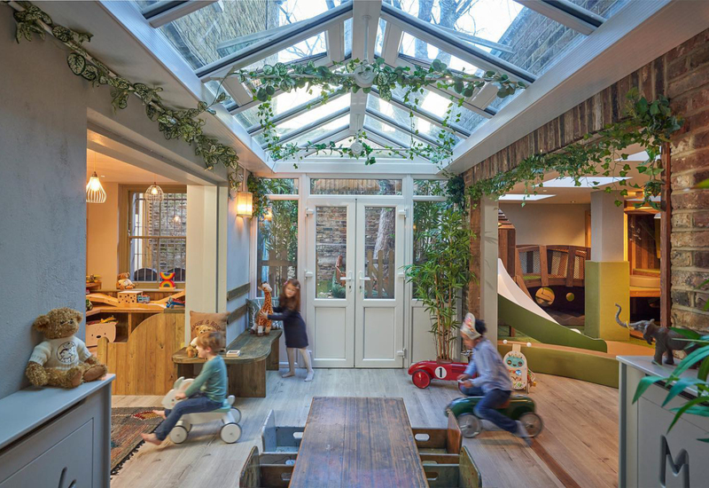 Фото: facebook.com/MaggieandRose