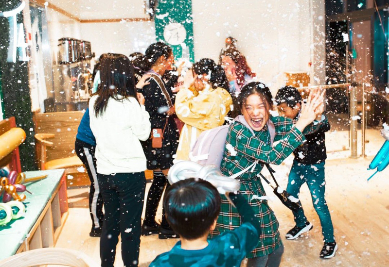 Фото: facebook.com/macaronipenguinrw