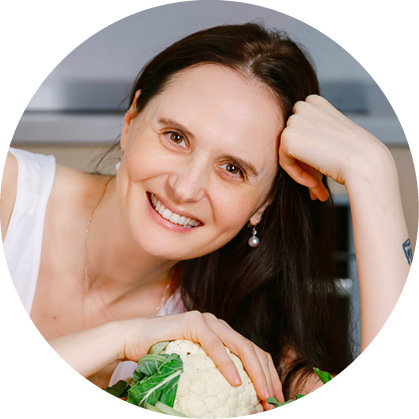 Марина Антонова, нутрициолог и коуч по питанию, автор программы по устранению тяги к вредной еде